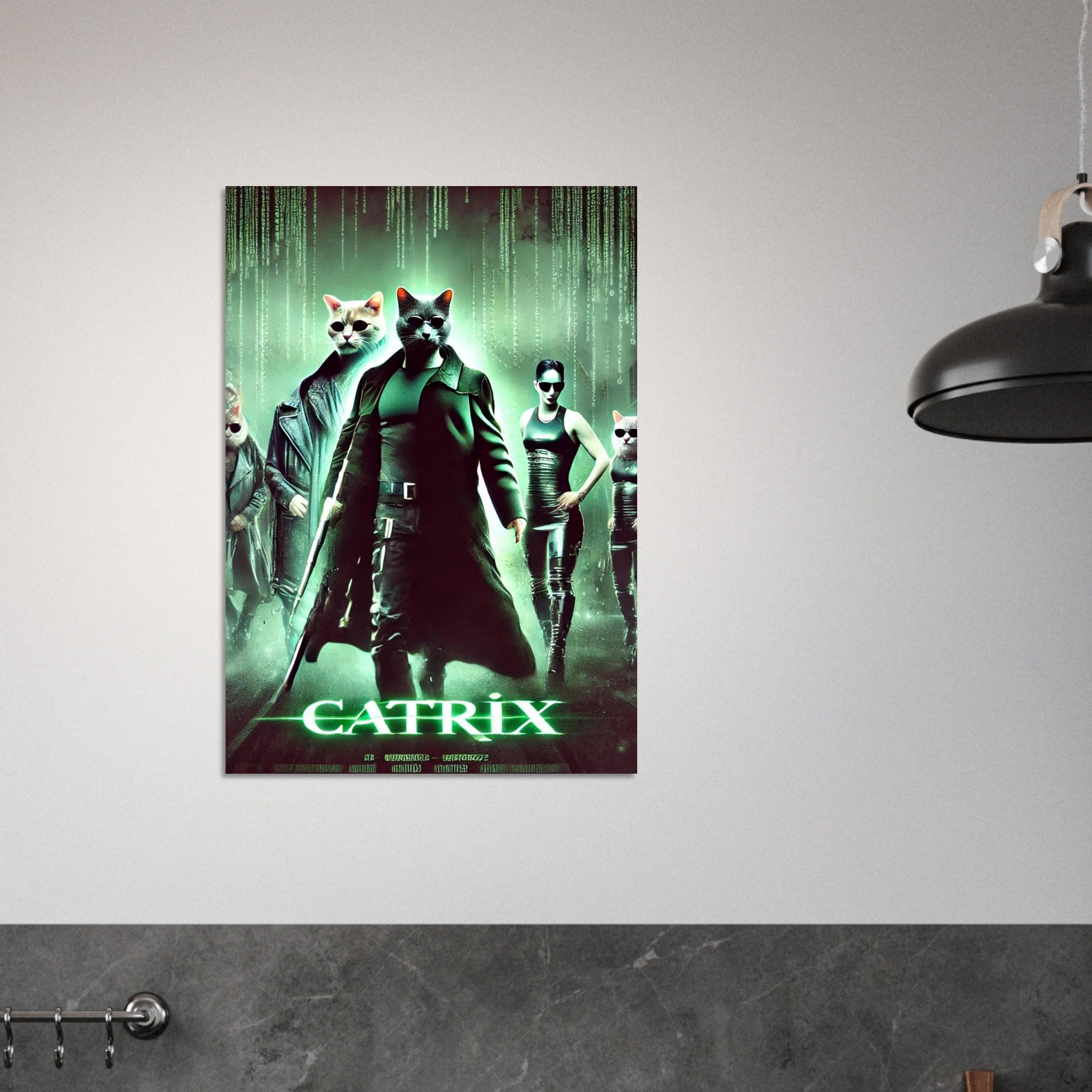 Affiche murale du film CATRIX : parodie de The Matrix avec trois chats anthropomorphes en manteaux noirs et lunettes de soleil et une femme en tenue de cuir noir, sur fond de code binaire vert tombant.