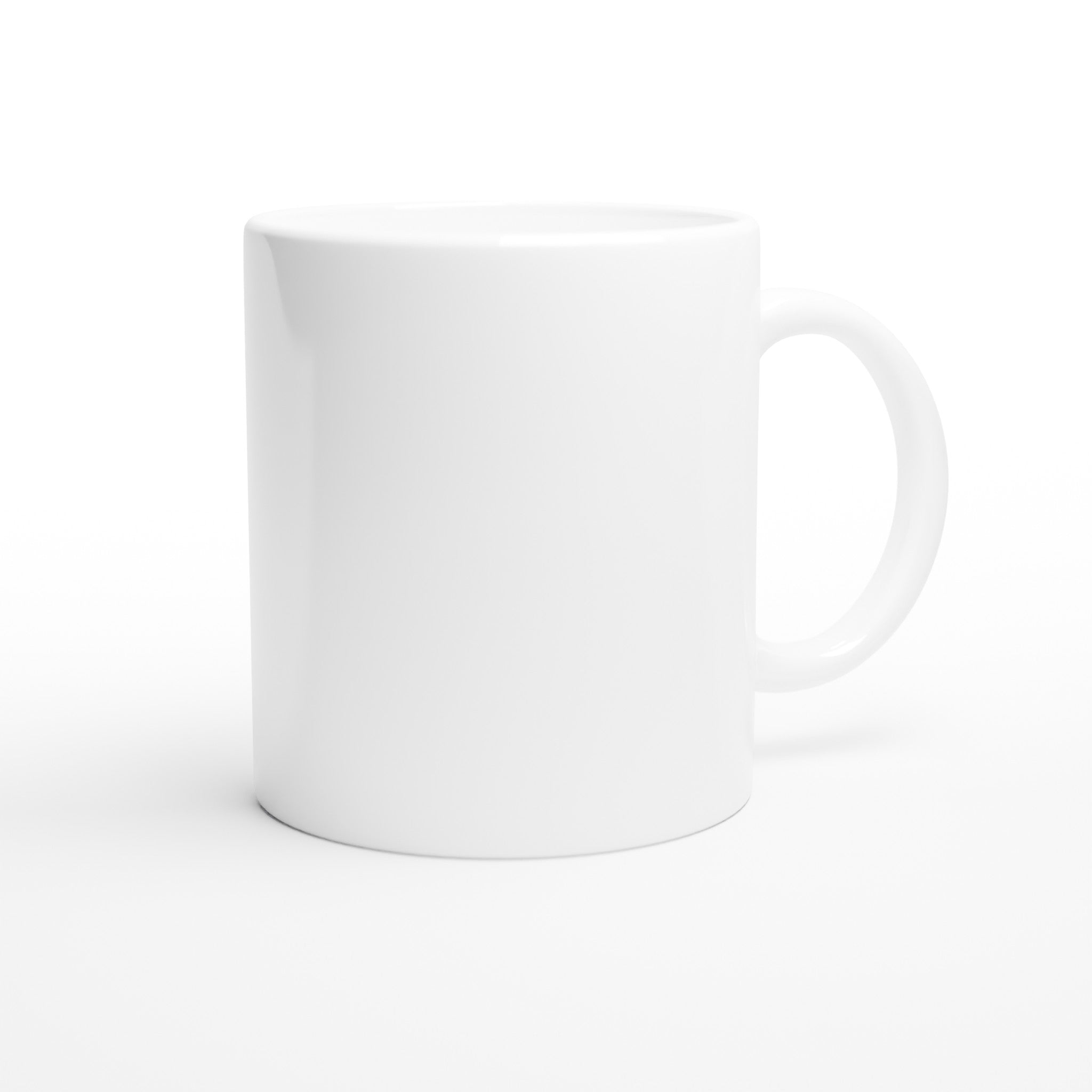 Mug blanc en céramique uni, vue de face avec anse à droite sur fond blanc