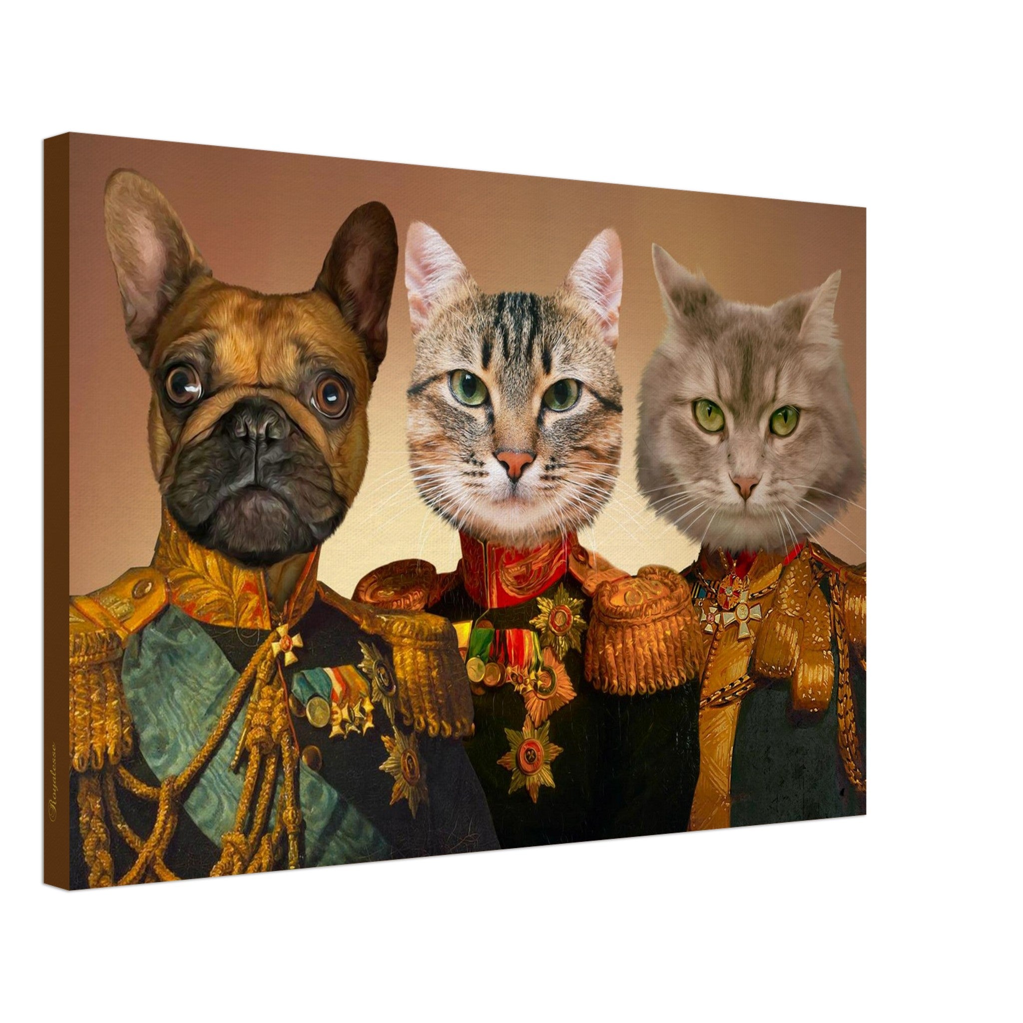 Portraits d'animaux aristocrates sur toile, illustration personnalisée d'un chien et deux chats en costumes royaux élégants.