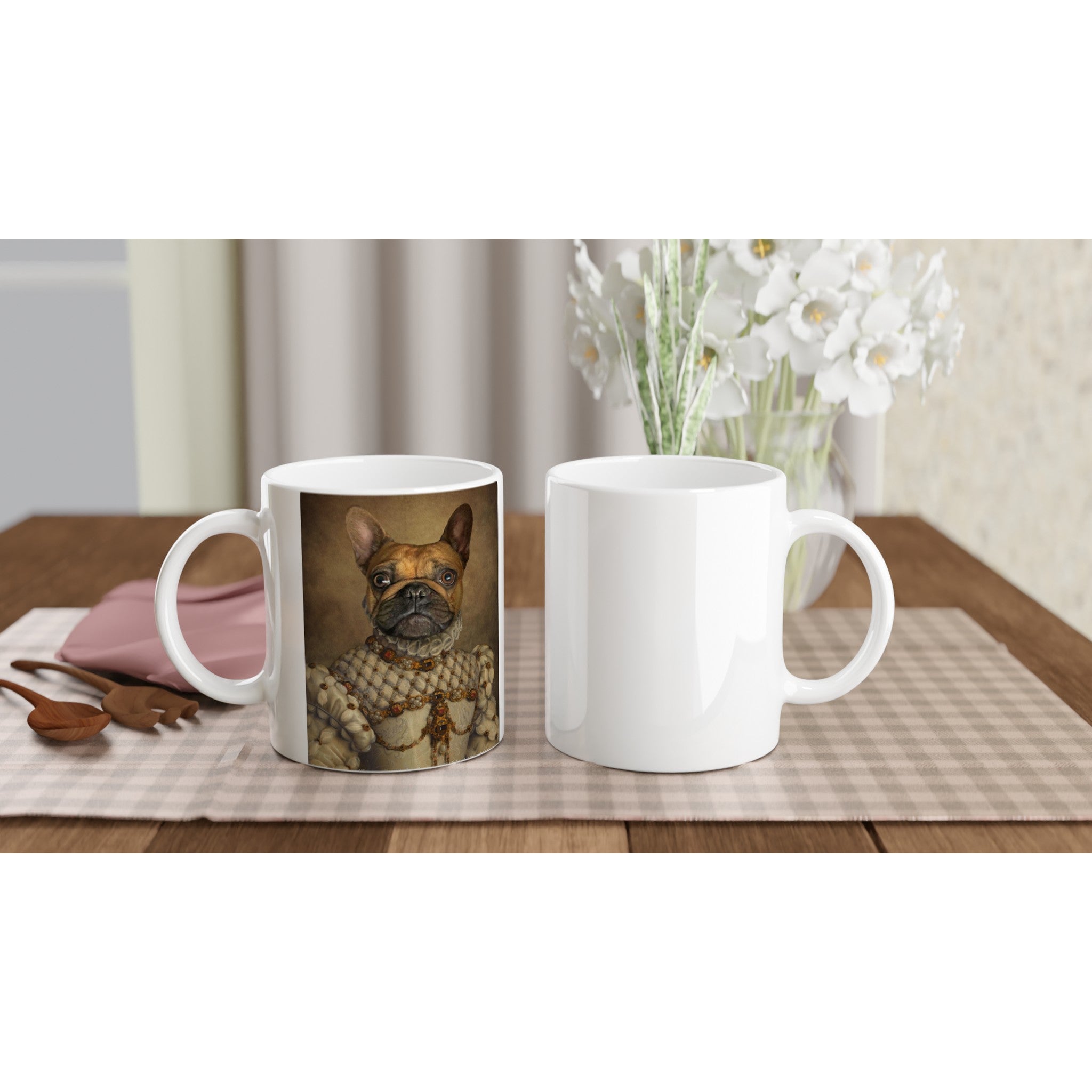 Mug en céramique avec portrait de chien en costume Renaissance, imprimé en France sur une table élégante.
