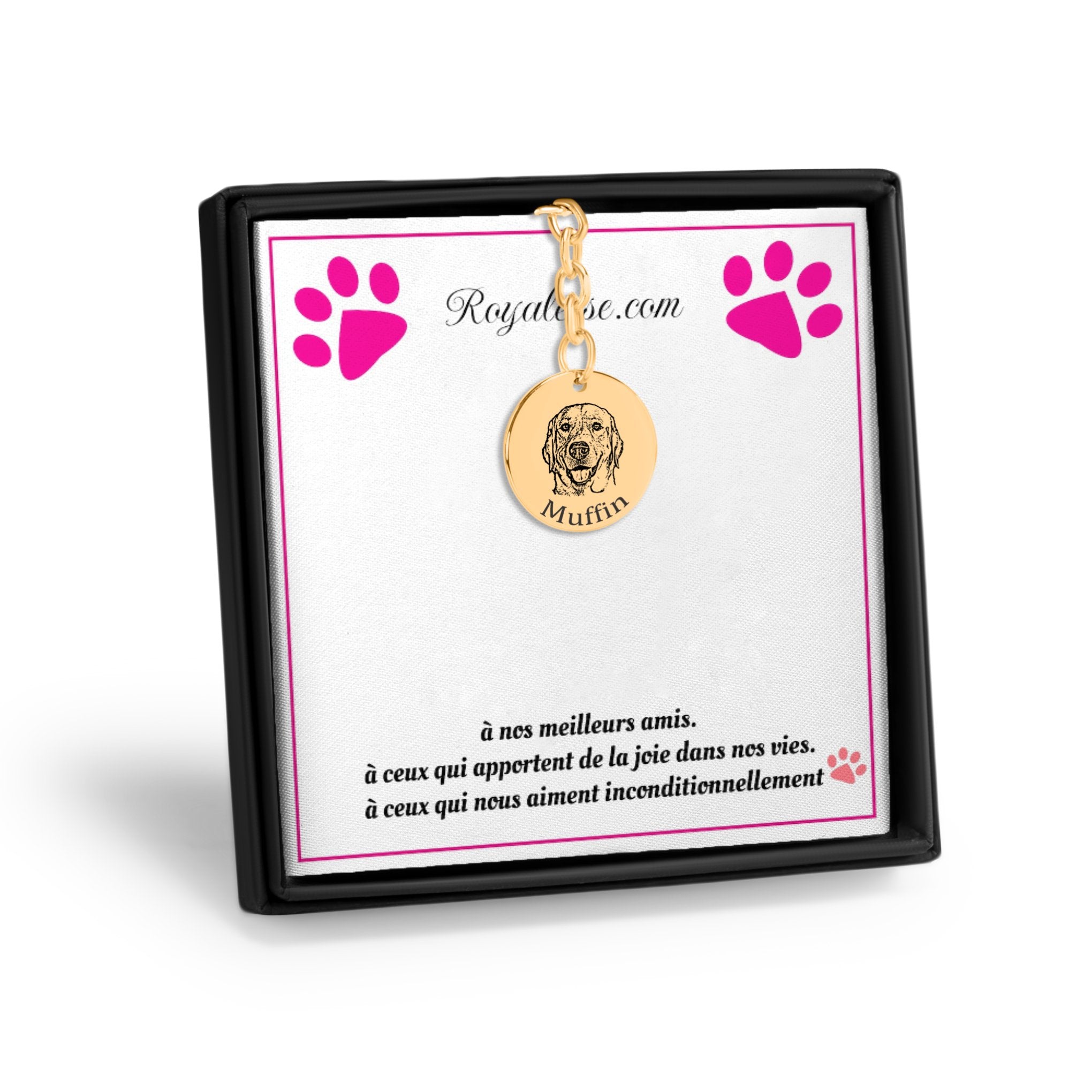 Porte-clés gravé portrait chien Muffin en boîte cadeau, imprimé en France, en papier FSC, hommage aux animaux aimés.