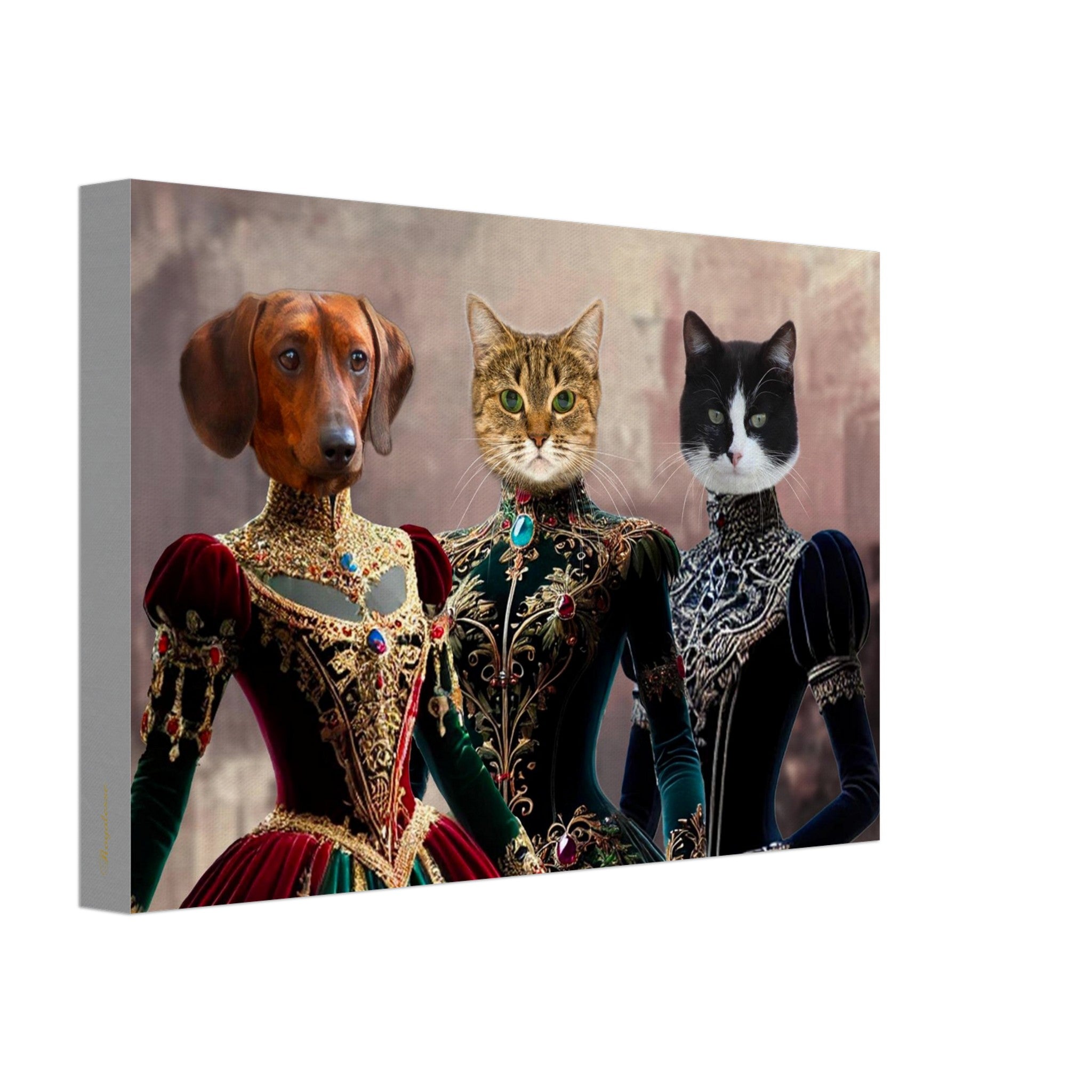Portrait de trois personnages animaux anthropomorphes sur toile : un teckel en robe rouge et or sertie de pierres précieuses, un chat tigré en robe verte ornée de bijoux et un chat noir et blanc en costume sombre richement brodé.