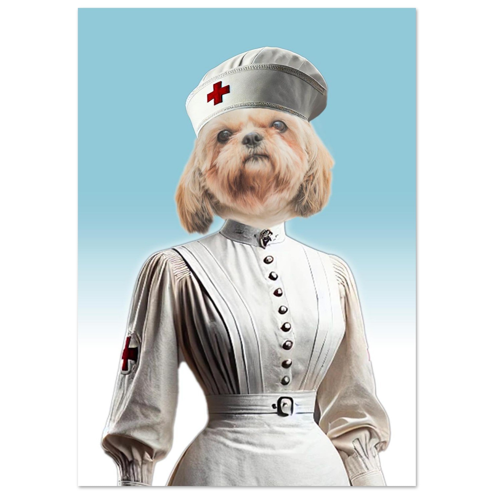 Portrait d’un petit chien beige coiffé d’un bonnet d’infirmière blanc orné d’une croix rouge et vêtu d’une robe d’infirmière vintage blanche à boutons et ceinture, sur fond bleu dégradé.