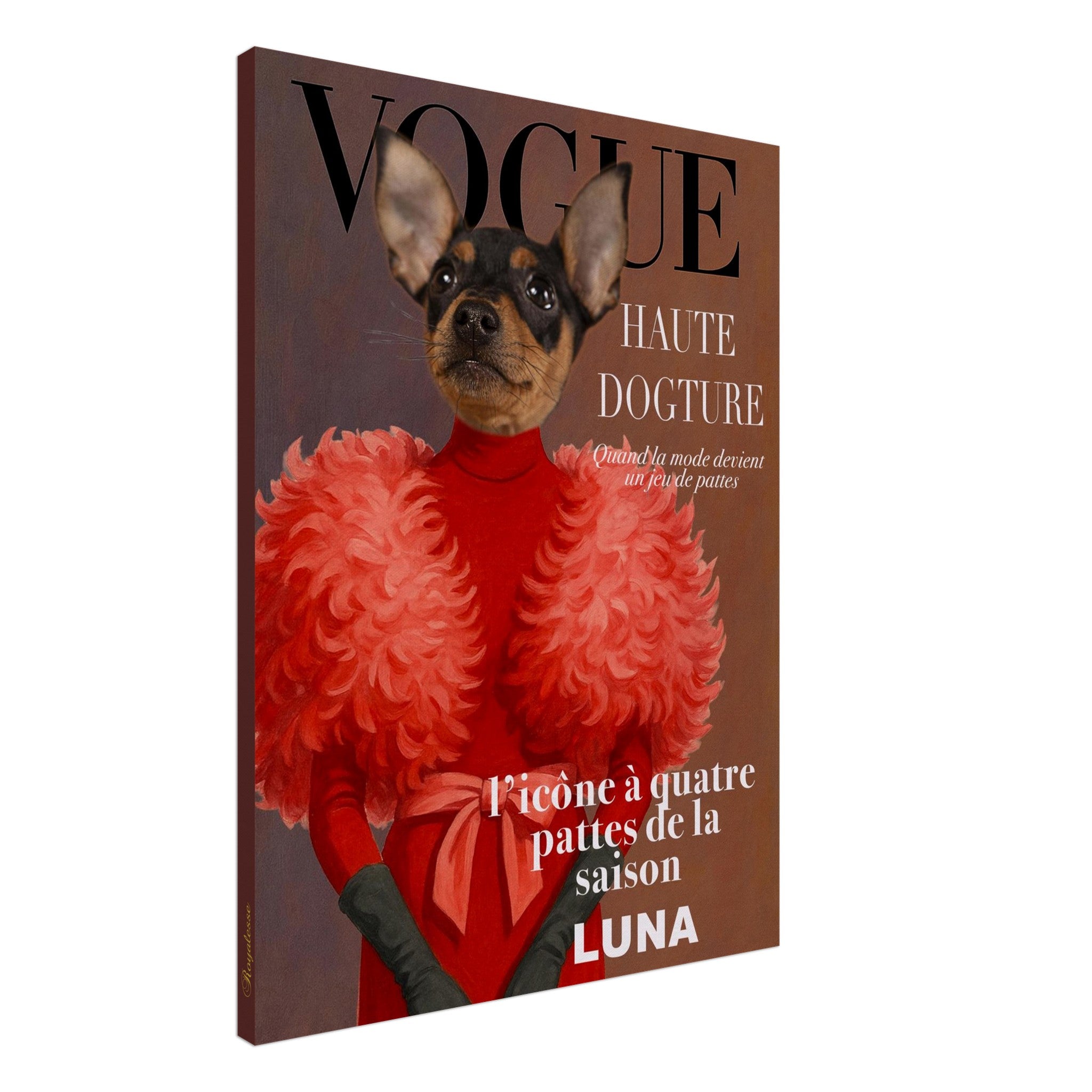 Couverture stylisée de « Vogue Haute Dogture » montrant un petit chien noir et feu habillé d’une robe rouge à volants et de gants noirs, icône canine de mode.