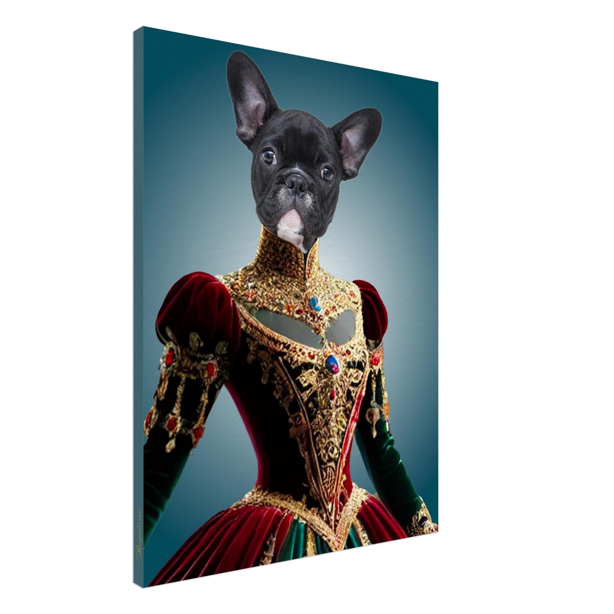 Tête de bouledogue français noir posée sur un buste féminin vêtu d’une somptueuse robe renaissance en velours rouge et vert, richement brodée d’or et ornée de bijoux, sur fond bleu dégradé.