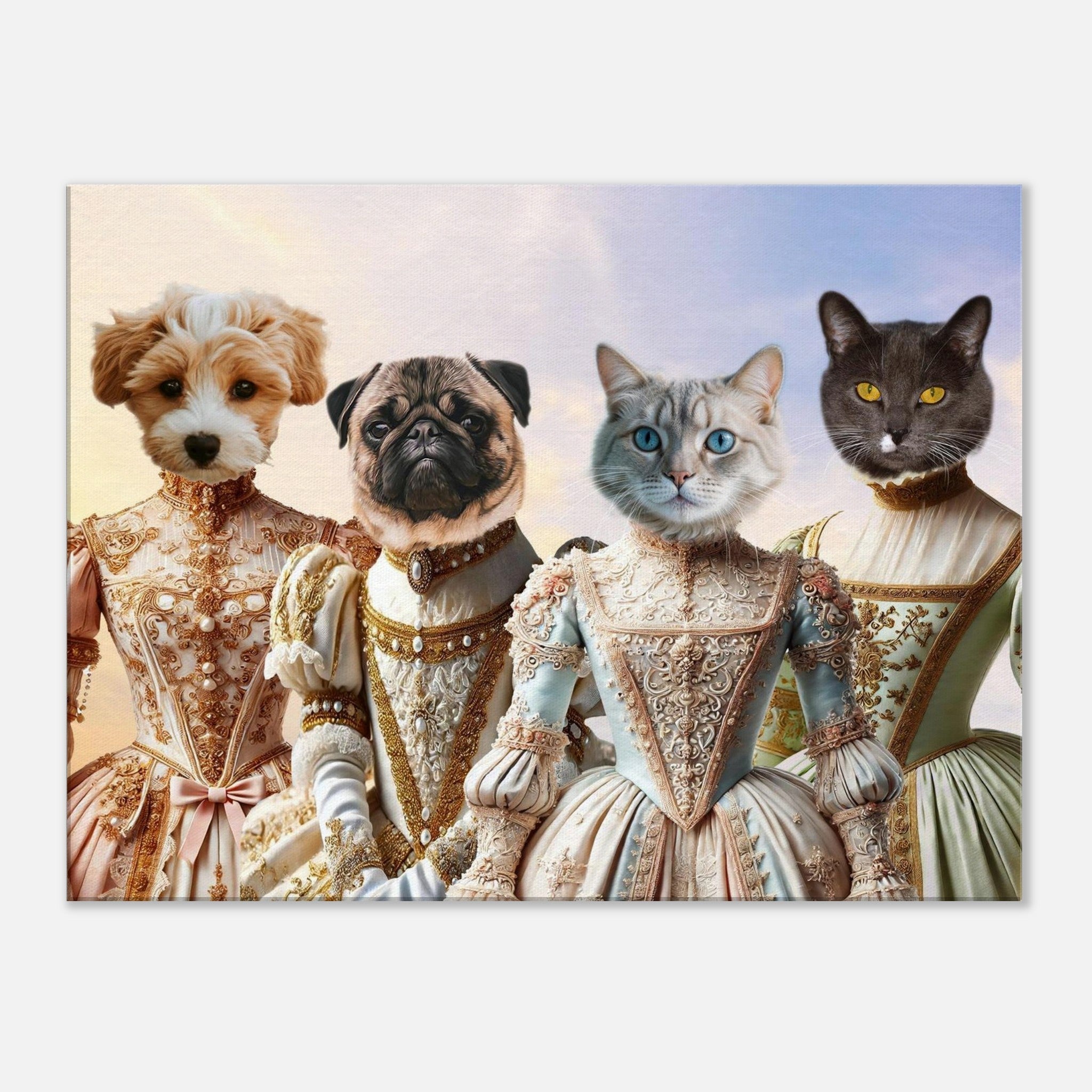 Portrait fantaisiste de deux chiens et deux chats en somptueuses robes baroques richement brodées, posant sur fond de ciel pastel.